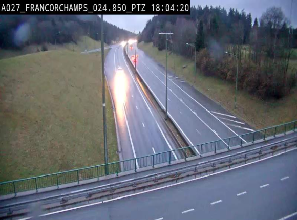 <h2>Webcam E42 (A27) dans les Ardennes à Francorchamps, à proximité du circuit de Spa. Vue orientée vers Liège</h2>