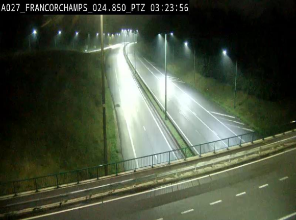 <h2>Webcam E42 (A27) dans les Ardennes à Francorchamps, à proximité du circuit de Spa. Vue orientée vers Liège</h2>