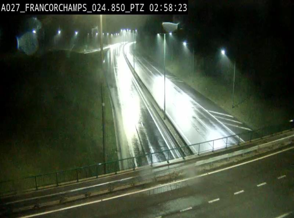 Webcam E42 (A27) dans les Ardennes à Francorchamps, à proximité du circuit de Spa. Vue orientée vers Liège