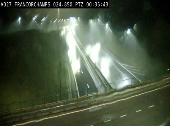 Webcam E42 (A27) dans les Ardennes à Francorchamps, à proximité du circuit de Spa. Vue orientée vers Liège
