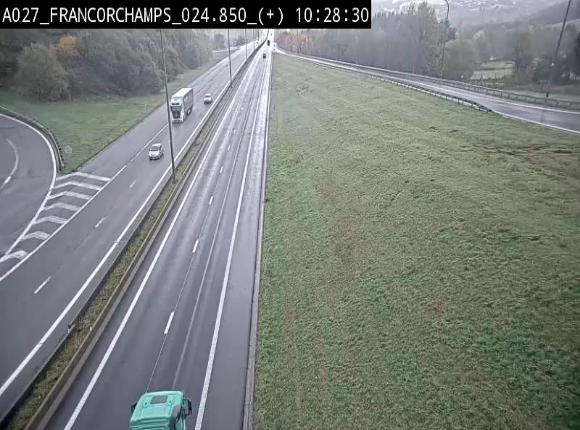 Caméra autoroutière à proximité du circuit de Spa-Francorchamps à Stavelot sur l'A27/E42