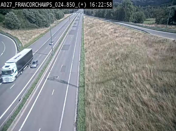 Caméra autoroutière à proximité du circuit de Spa-Francorchamps à Stavelot sur l'A27/E42