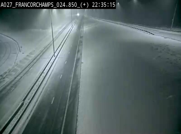 Caméra autoroutière à proximité du circuit de Spa-Francorchamps à Stavelot sur l'A27/E42