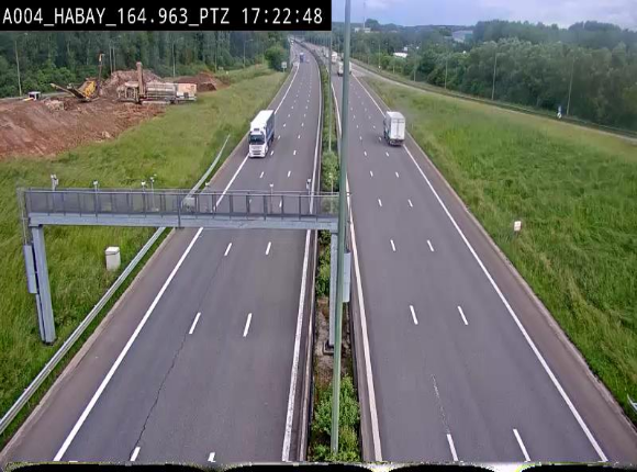 <h2>Webcam E411 à hauteur du secteur à 3 bandes d'Habay et de la sortie 29 Habay-la-Neuve menant sur la N87 et au Truck Center</h2>