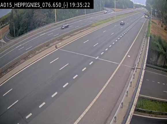 <h2>Webcam autoroute Belgique - Heppignies - E42 direction Namur - BK 76.4</h2>