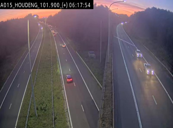 <h2>Webcam autoroute Belgique - Houdeng-Goegnies - Jonction E19/E42 direction Tournai/Mons - BK 101.85</h2>