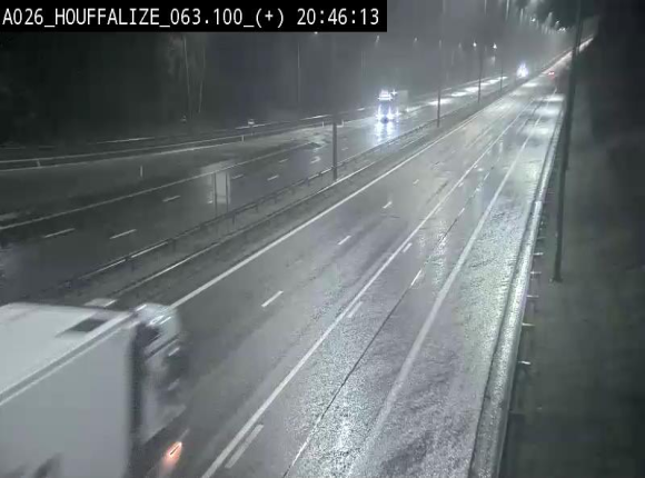 Webcam autoroute des Ardennes (E25/A26) à hauteur d'Houffalize. Vue orientée vers Baraque de Fraiture