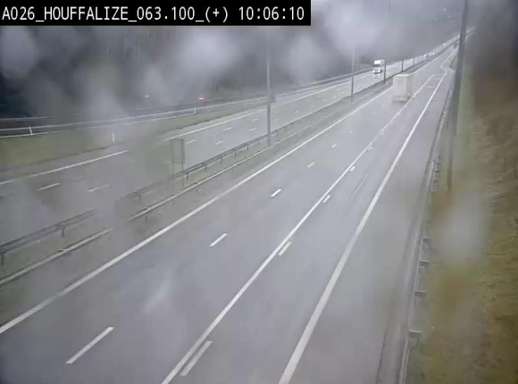 Webcam autoroute des Ardennes (E25/A26) à hauteur d'Houffalize. Vue orientée vers Baraque de Fraiture