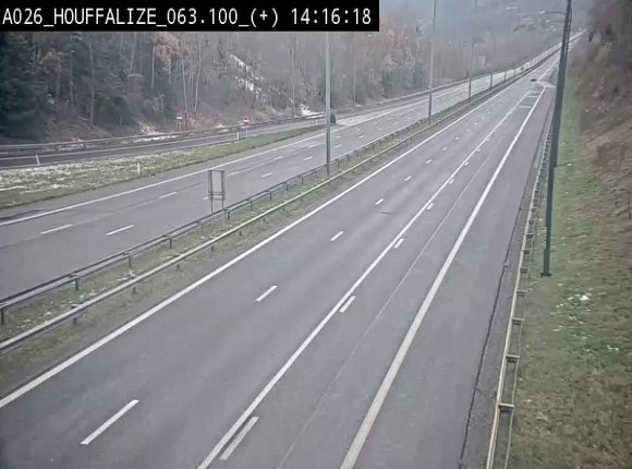 Webcam autoroute des Ardennes (E25/A26) à hauteur d'Houffalize. Vue orientée vers Baraque de Fraiture