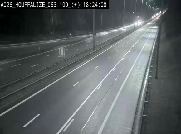 Webcam autoroute des Ardennes (E25/A26) à hauteur d'Houffalize. Vue orientée vers Baraque de Fraiture
