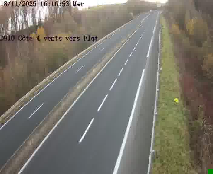 <h2>Webcam sur la D910 située dans la Côte des 4 vents. Vue orientée vers le haut de la côte, vers Faulquemont</h2>