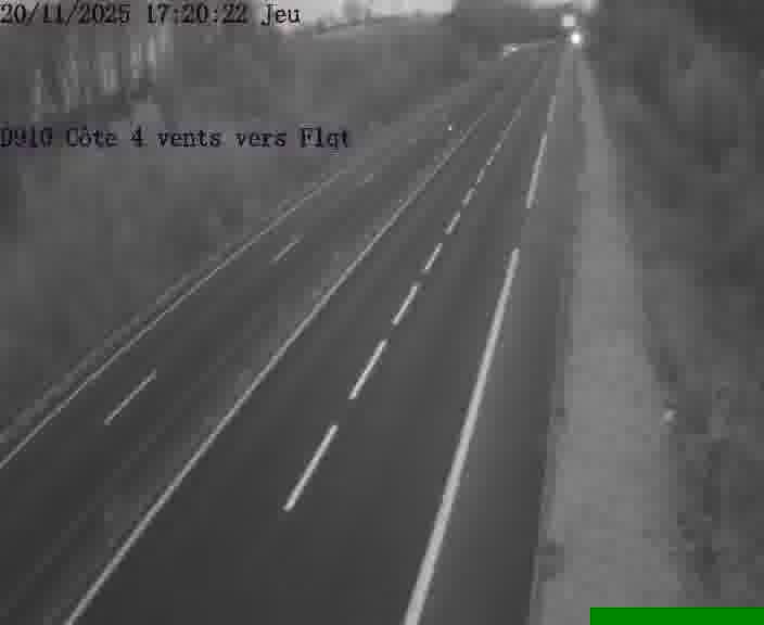 <h2>Webcam sur la D910 située dans la Côte des 4 vents. Vue orientée vers le haut de la côte, vers Faulquemont</h2>