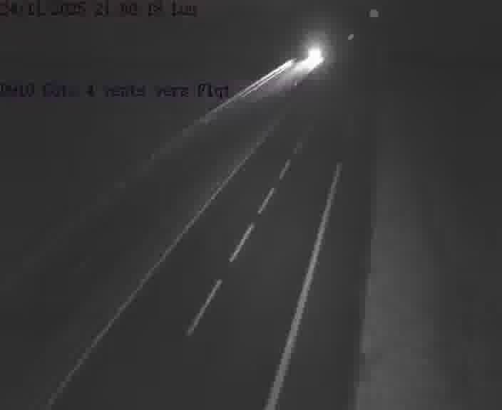 <h2>Webcam sur la D910 située dans la Côte des 4 vents. Vue orientée vers le haut de la côte, vers Faulquemont</h2>