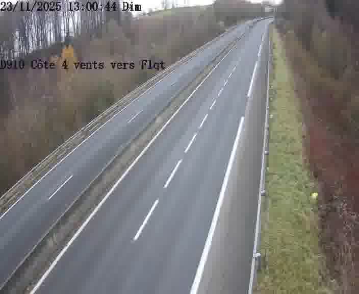 <h2>Webcam sur la D910 située dans la Côte des 4 vents. Vue orientée vers le haut de la côte, vers Faulquemont</h2>
