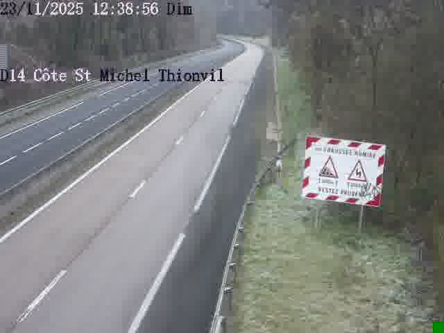 <h2>Webcam sur la D14, dans la côte Saint-Michel. Vue orientée vers Thionville</h2>