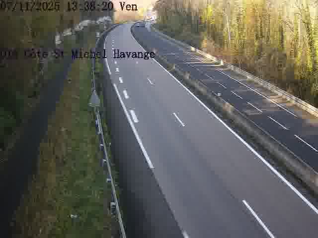 <h2>Clone of Webcam sur la D14, dans la côte Saint-Michel. Vue orientée vers Havange</h2>