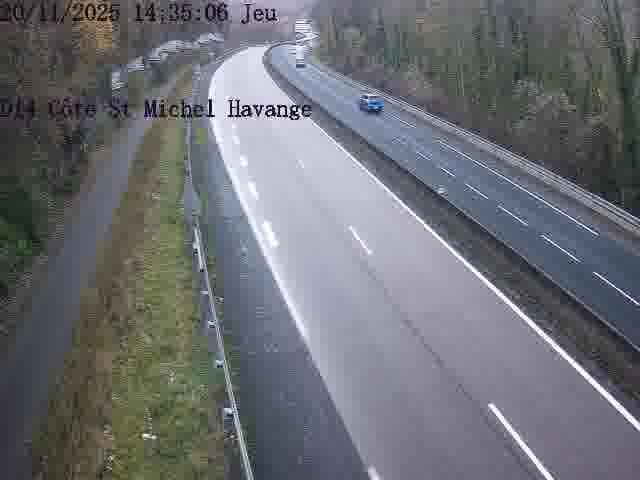 <h2>Clone of Webcam sur la D14, dans la côte Saint-Michel. Vue orientée vers Havange</h2>