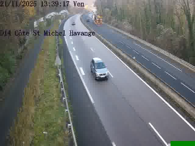 <h2>Clone of Webcam sur la D14, dans la côte Saint-Michel. Vue orientée vers Havange</h2>