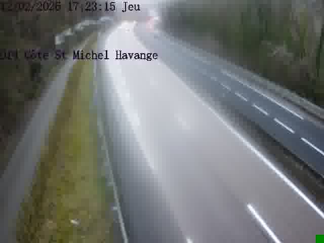 <h2>Clone of Webcam sur la D14, dans la côte Saint-Michel. Vue orientée vers Havange</h2>
