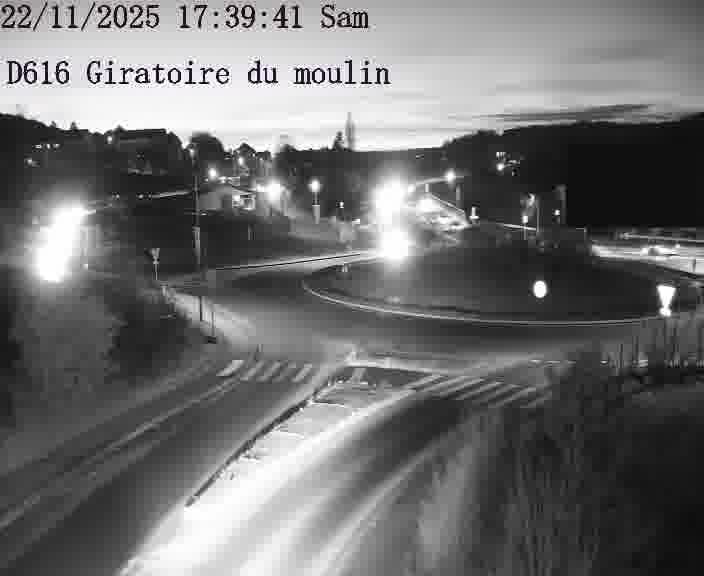 <h2>Webcams sur la D616, sur le contournement d'Audun-le-Tiche. Vue orientée vers le rond-point du Moulin, en provenance du Luxembourg</h2>