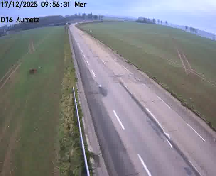 <h2>Webcam sur la D16 à Aumetz. Vue orientée vers A30</h2>