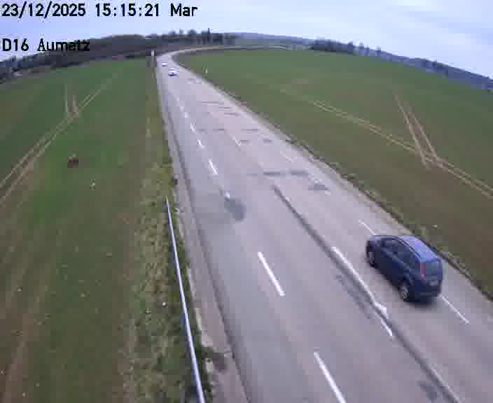 <h2>Webcam sur la D16 à Aumetz. Vue orientée vers A30</h2>