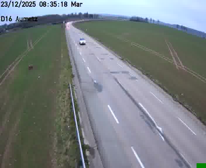 <h2>Webcam sur la D16 à Aumetz. Vue orientée vers A30</h2>