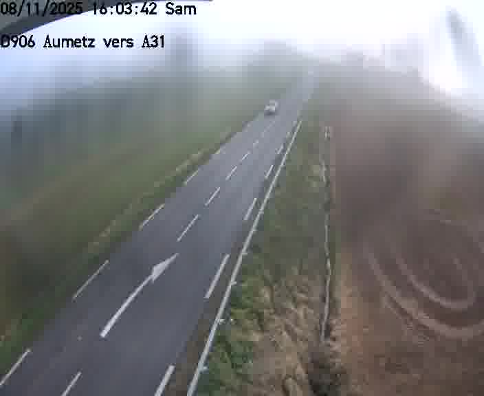 Webcam sur la D906 à Aumetz, juste après la fin de la D16. Vue orientée vers A30