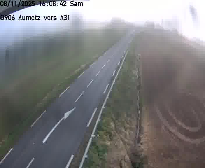 Webcam sur la D906 à Aumetz, juste après la fin de la D16. Vue orientée vers A30