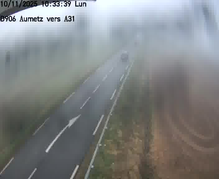 Webcam sur la D906 à Aumetz, juste après la fin de la D16. Vue orientée vers A30