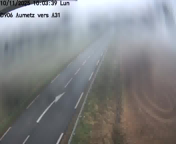 Webcam sur la D906 à Aumetz, juste après la fin de la D16. Vue orientée vers A30
