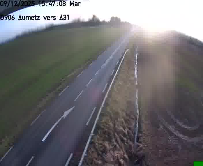 Webcam sur la D906 à Aumetz, juste après la fin de la D16. Vue orientée vers A30