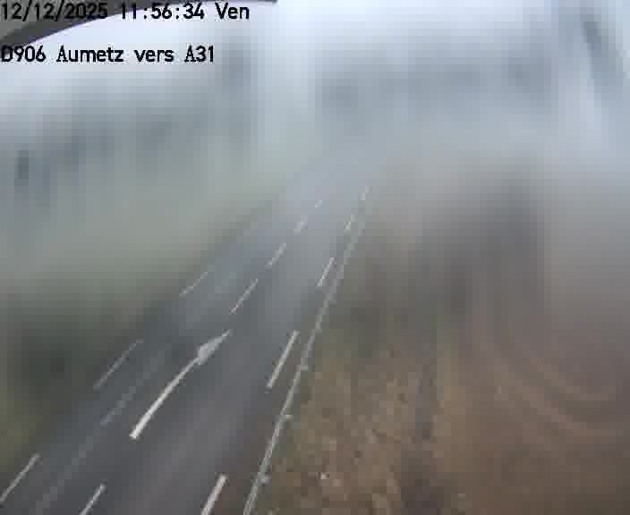 Webcam sur la D906 à Aumetz, juste après la fin de la D16. Vue orientée vers A30