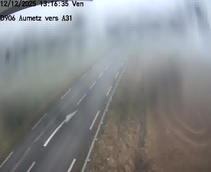 Webcam sur la D906 à Aumetz, juste après la fin de la D16. Vue orientée vers A30