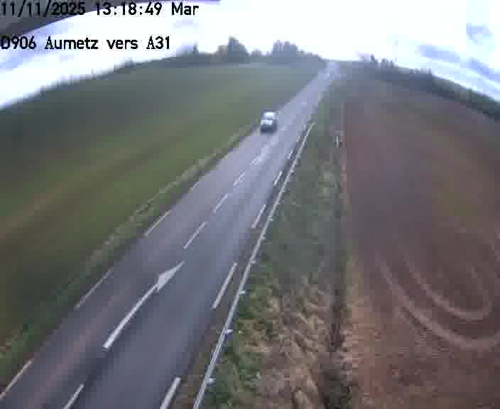 Webcam sur la D906 à Aumetz, juste après la fin de la D16. Vue orientée vers A30