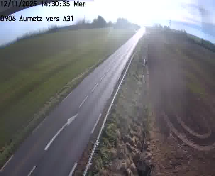 Webcam sur la D906 à Aumetz, juste après la fin de la D16. Vue orientée vers A30