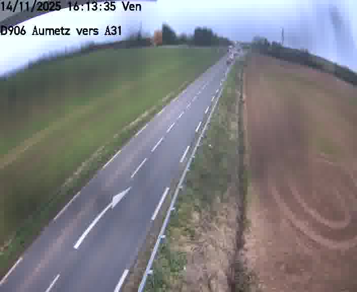 Webcam sur la D906 à Aumetz, juste après la fin de la D16. Vue orientée vers A30