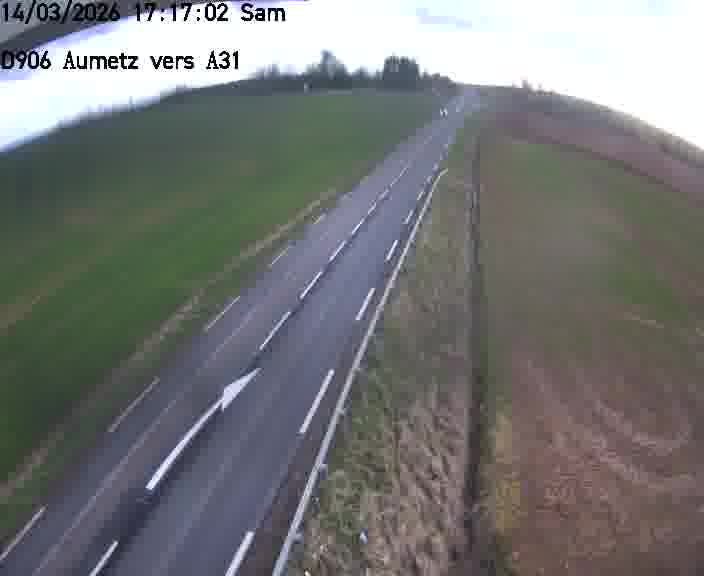 Webcam sur la D906 à Aumetz, juste après la fin de la D16. Vue orientée vers A30