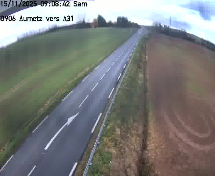 Webcam sur la D906 à Aumetz, juste après la fin de la D16. Vue orientée vers A30