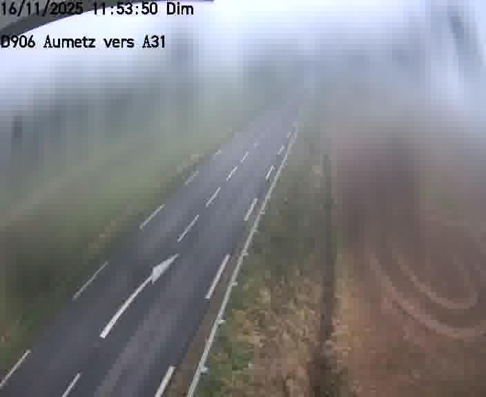Webcam sur la D906 à Aumetz, juste après la fin de la D16. Vue orientée vers A30