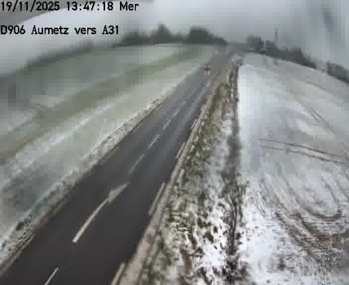 Webcam sur la D906 à Aumetz, juste après la fin de la D16. Vue orientée vers A30
