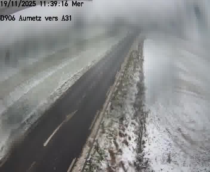 Webcam sur la D906 à Aumetz, juste après la fin de la D16. Vue orientée vers A30