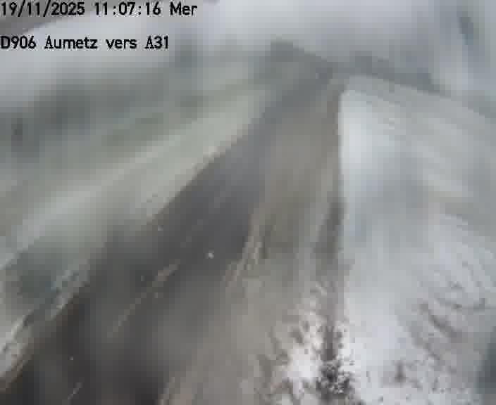 Webcam sur la D906 à Aumetz, juste après la fin de la D16. Vue orientée vers A30