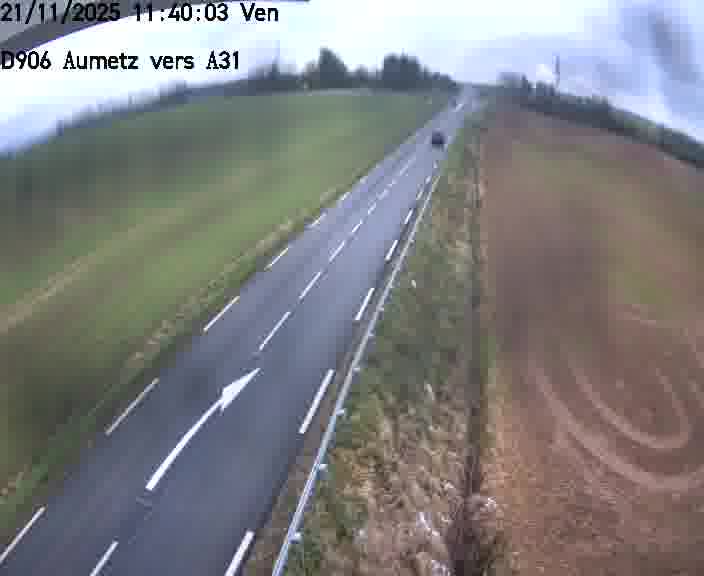 Webcam sur la D906 à Aumetz, juste après la fin de la D16. Vue orientée vers A30