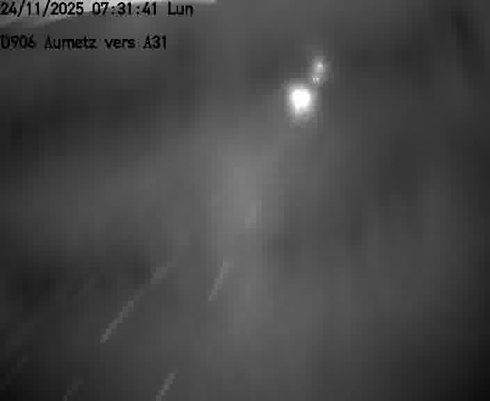 Webcam sur la D906 à Aumetz, juste après la fin de la D16. Vue orientée vers A30