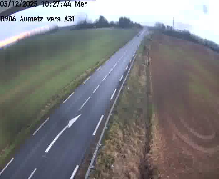 Webcam sur la D906 à Aumetz, juste après la fin de la D16. Vue orientée vers A30