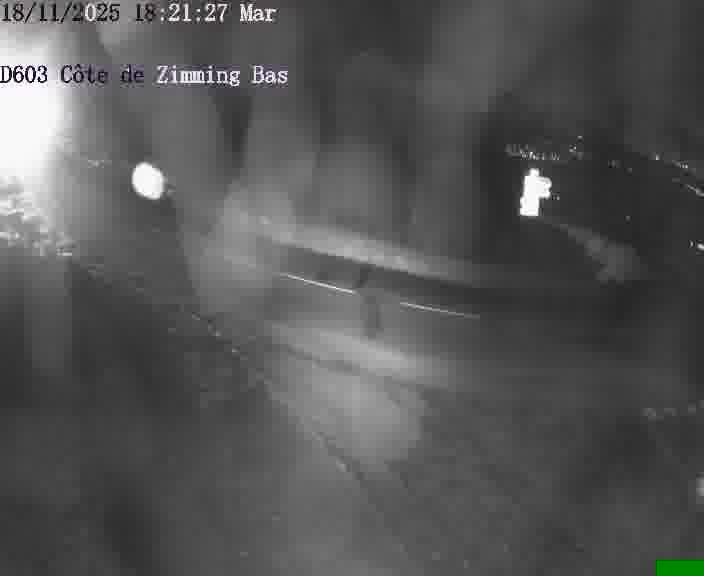 <h2>Webcam sur la D603 située dans la Côté de Zimming-bas, dans le virage en demi-tour, à la jonction avec la D74</h2>