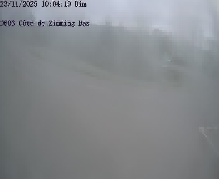 <h2>Webcam sur la D603 située dans la Côté de Zimming-bas, dans le virage en demi-tour, à la jonction avec la D74</h2>