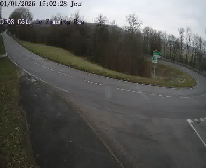 Webcam sur la D603 située dans la Côté de Zimming-bas, dans le virage en demi-tour, à la jonction avec la D74