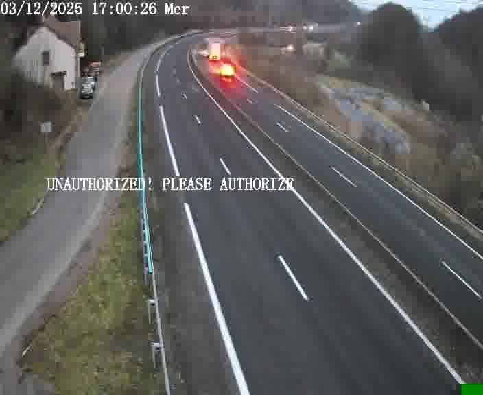 <h2>Webcam sur la D910 située dans la Côte des 4 vents. Vue orientée vers le bas, vers Saint-Avold.</h2>